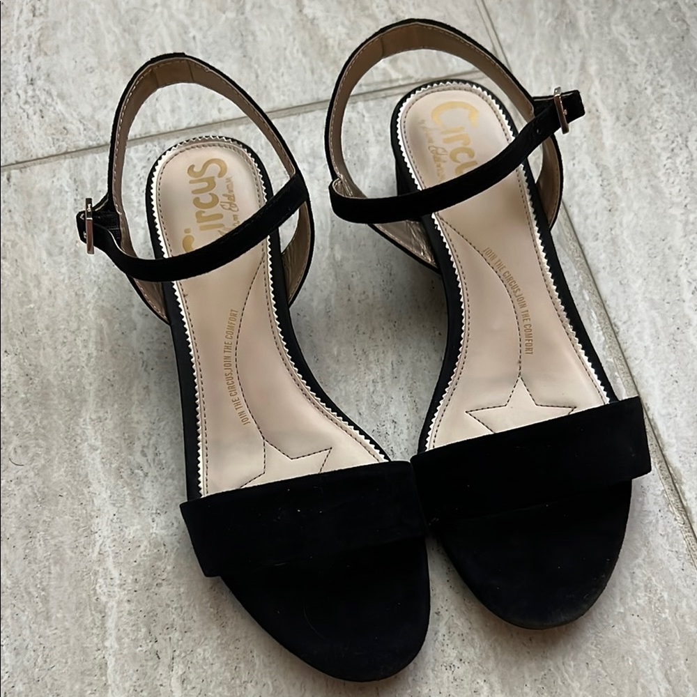 Circus by Sam Edelman Black Women's Sandals